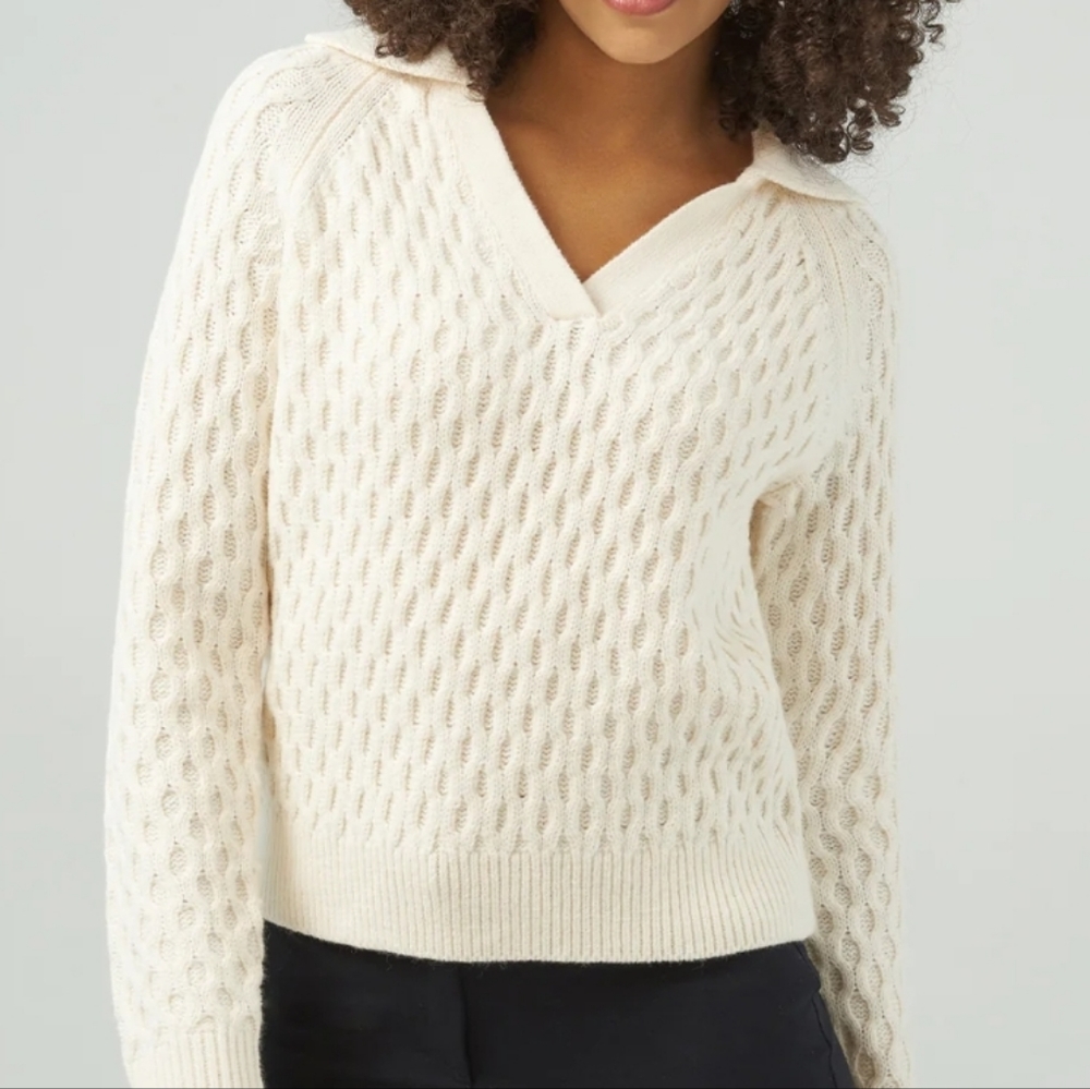 89th&Madison size L, cream color sweater.